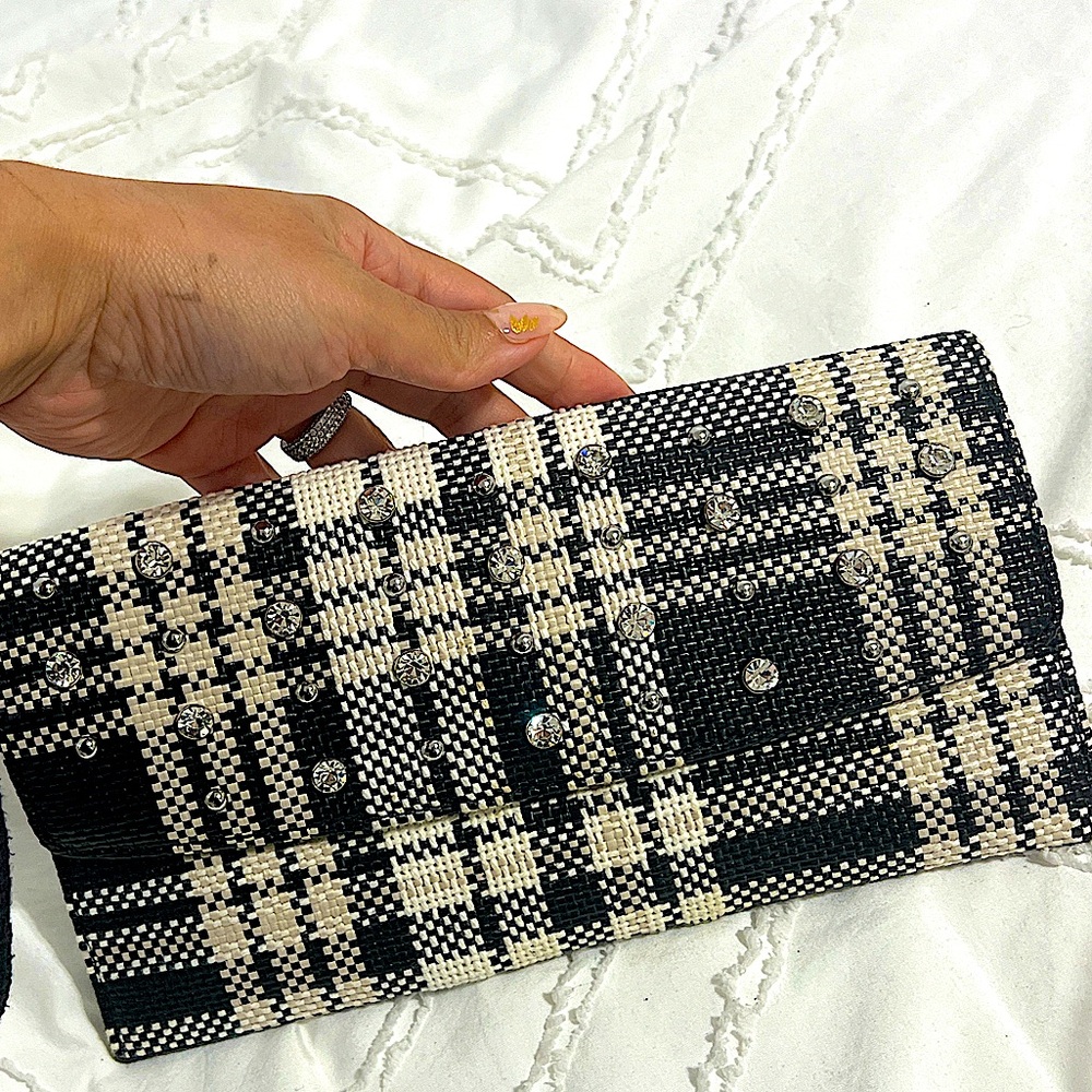 🎉FINAL SALE🎉 Banana republic plaid clutch